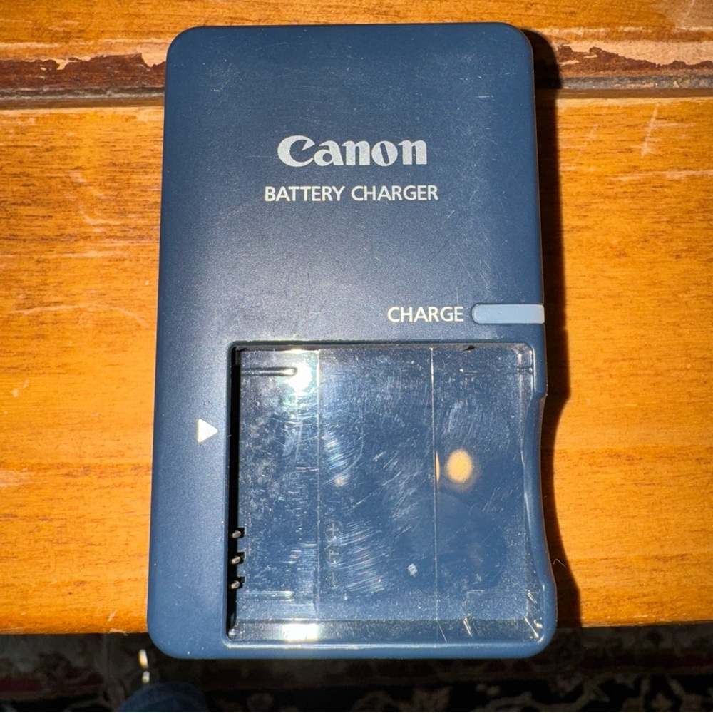 Canon Battery Charger